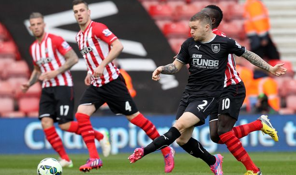 代表三支不同球队连续5场欧冠进球，哈兰德是历史第一人