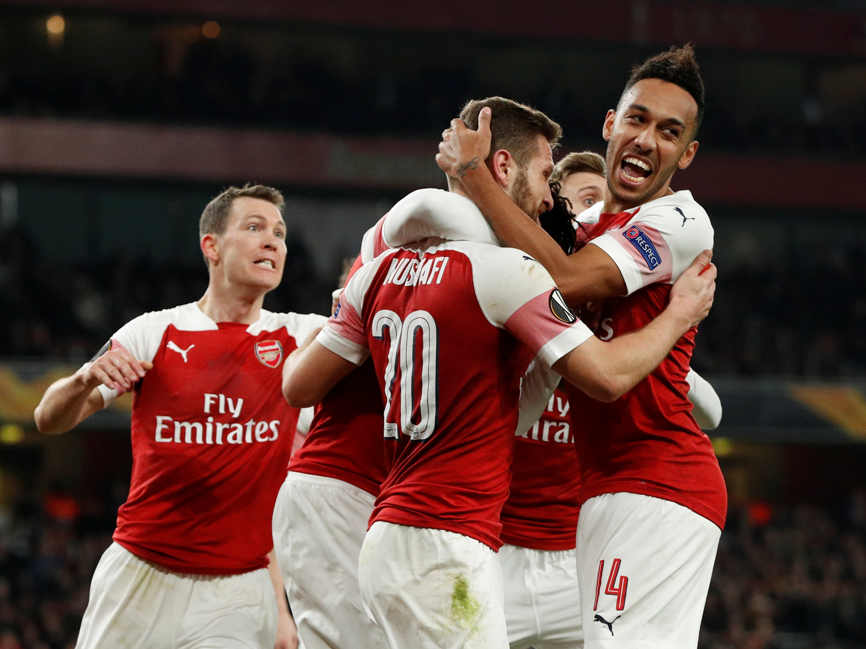 记者：帕拉西奥斯或1月租借离队，巴西&墨西哥俱乐部对其有意