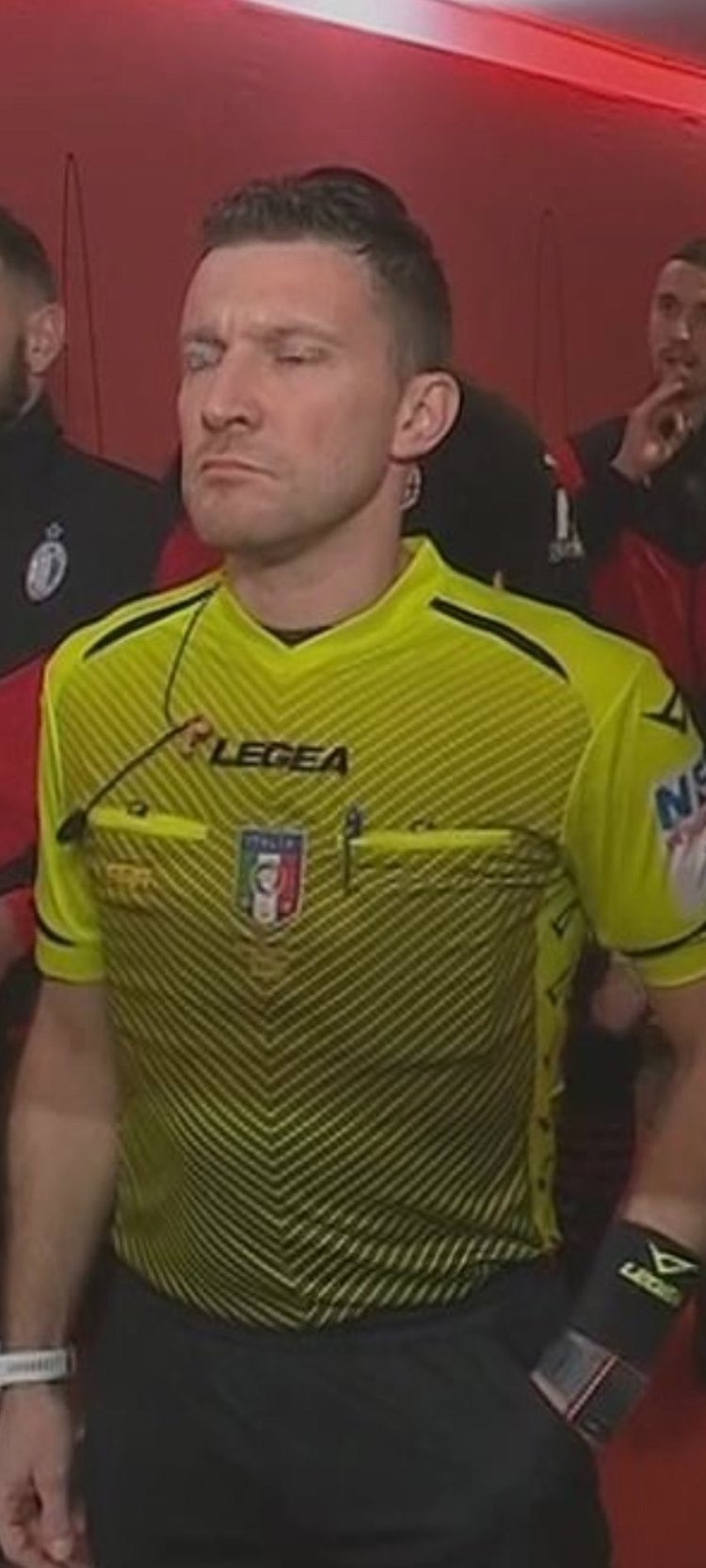 荷媒：阿贾克斯将与小克鲁伊夫会面，他是贾府新任总监候选人